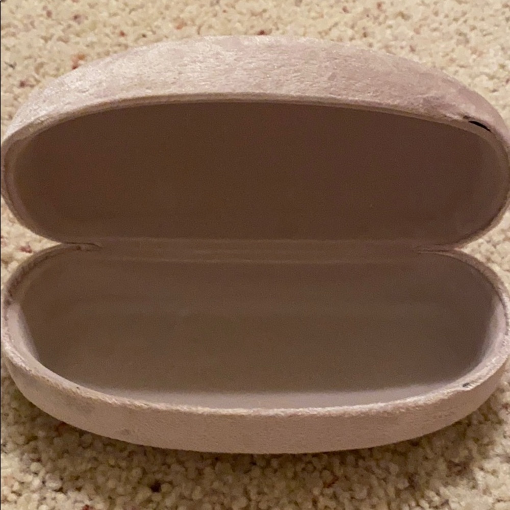 Velvet sunglass case